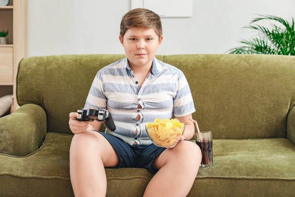 E-TROMBOSIS: Obesidad, estilo de vida sedentario y muchas horas frente a una pantalla.